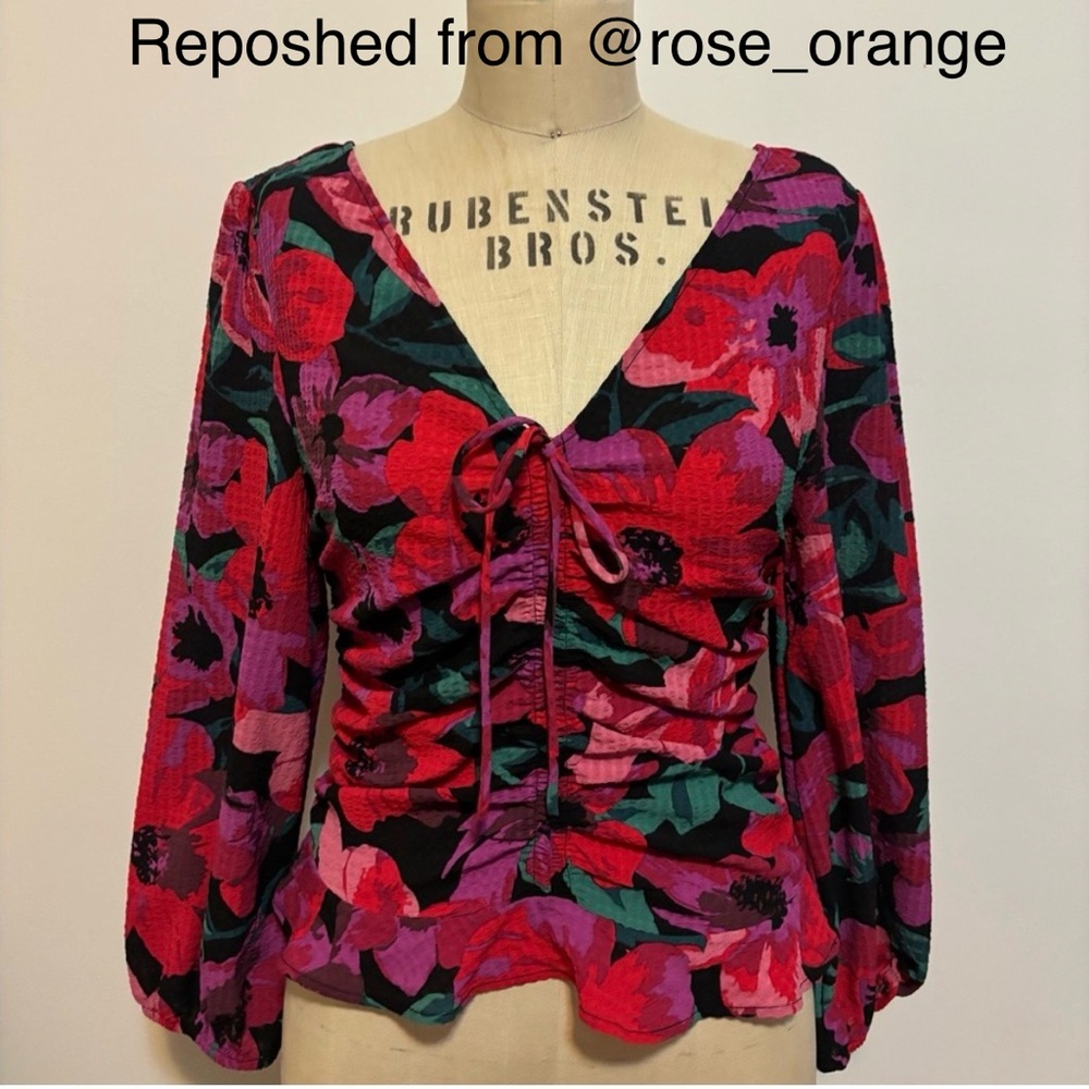 🌹5 for $50🌹Reitmans Floral V-Neck Ruched Blouse-S